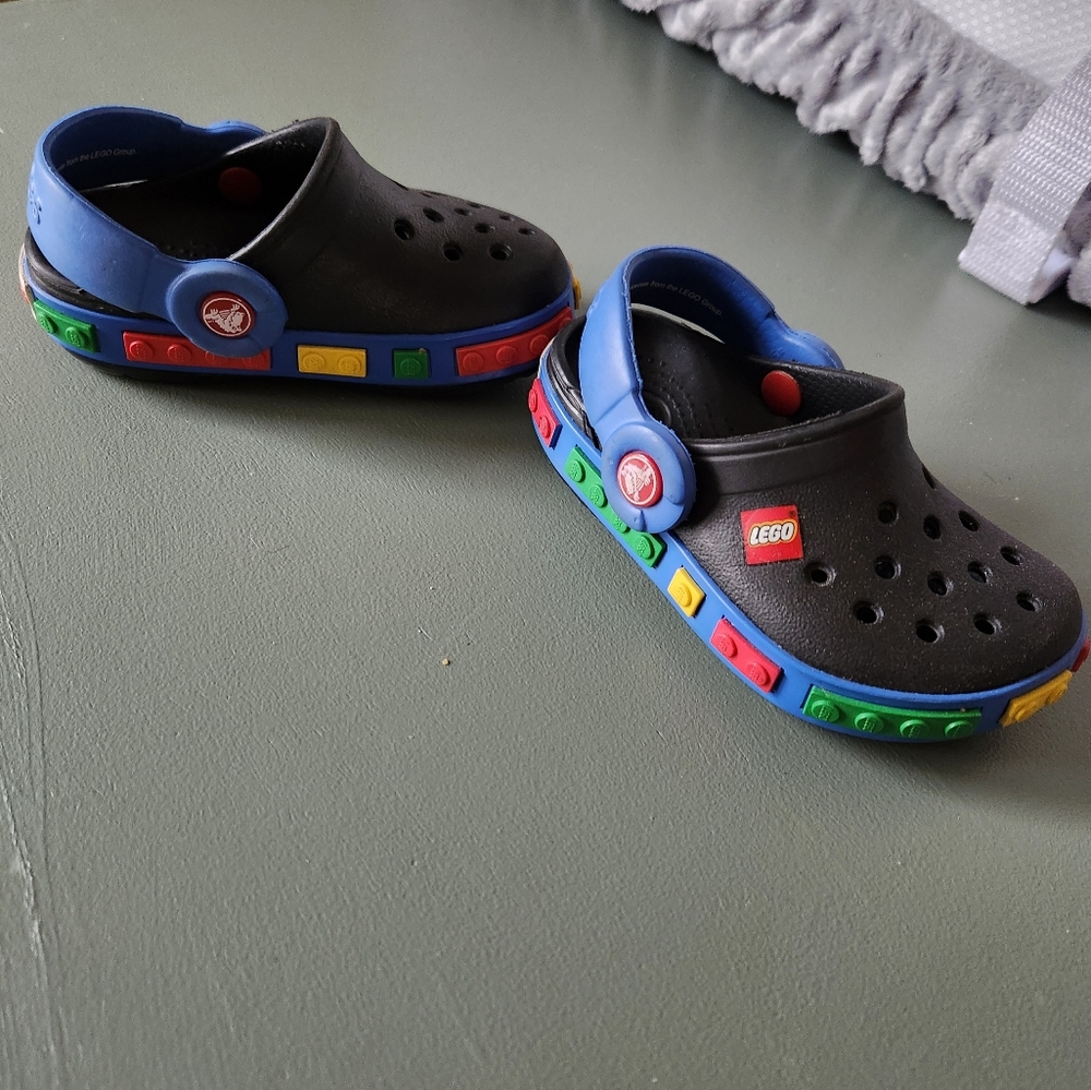Lego Toddler Crocs Size 4c - Picture 4 of 5